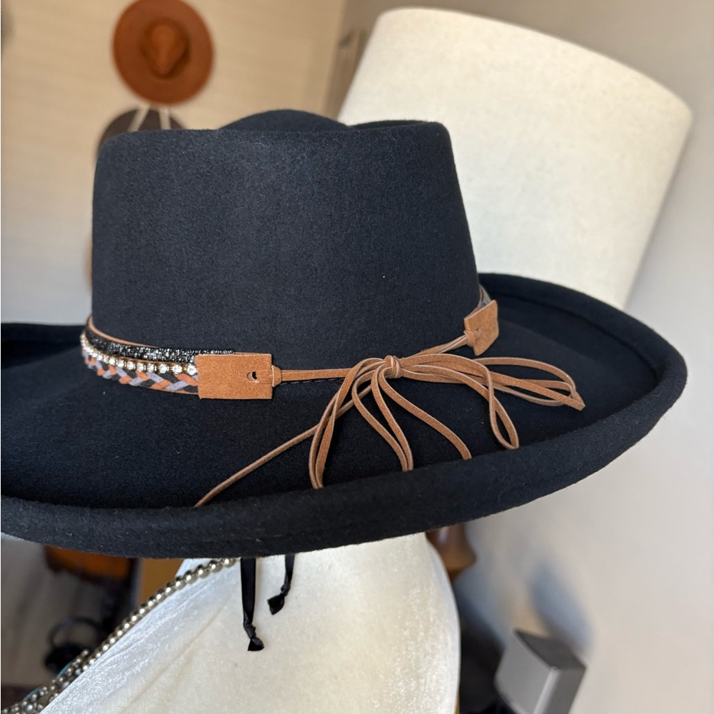 Lucky Brand Black Hat with Brown Trim - Picture 3 of 7